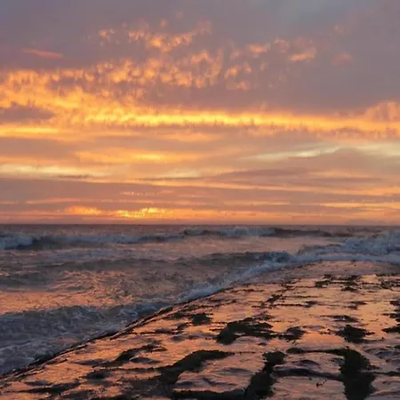 In With Stunning Sea Views Apartamento