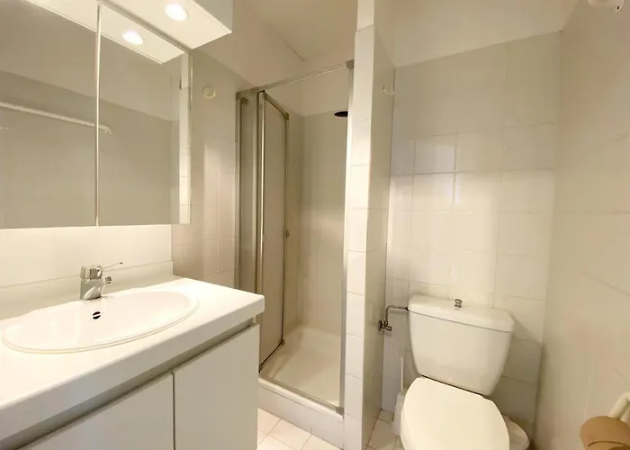 In With Stunning Sea Views