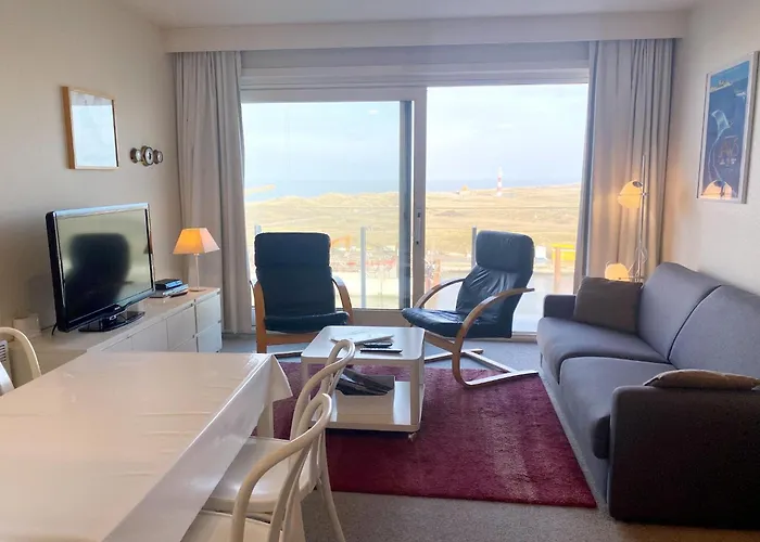 In With Stunning Sea Views